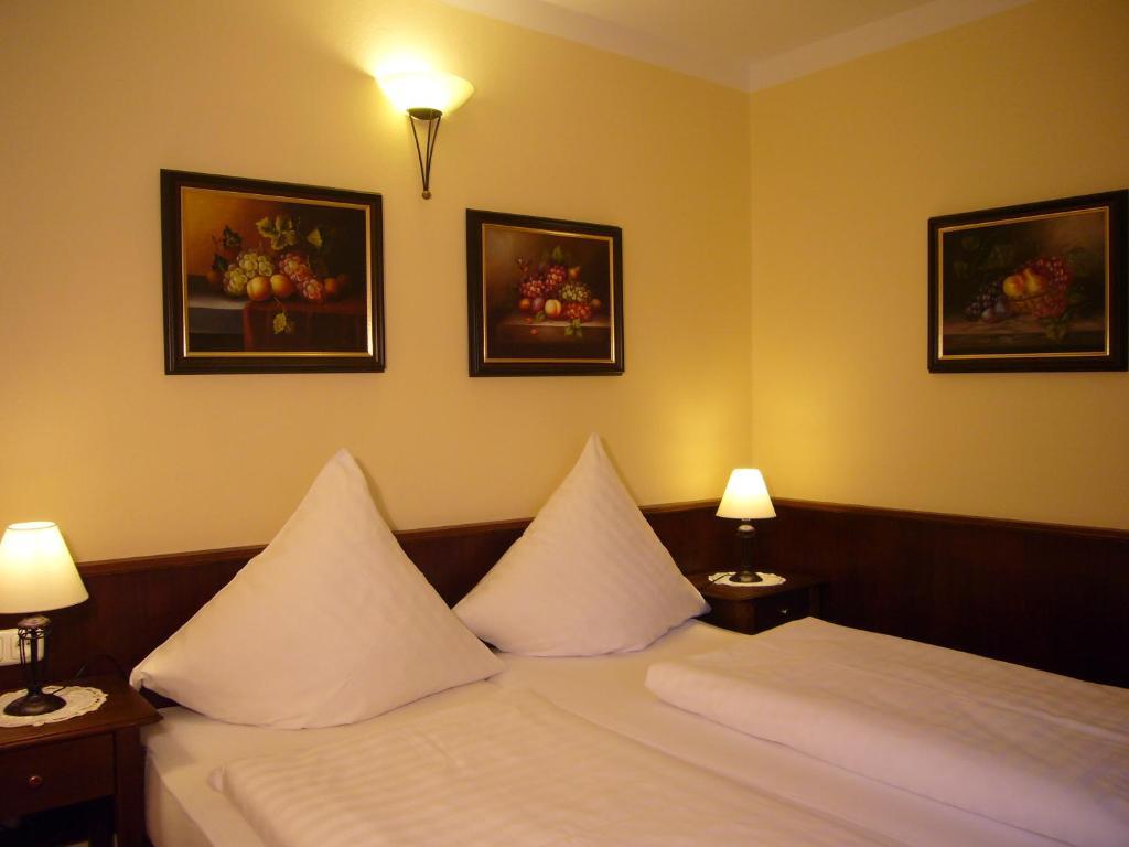 Klassik Hotel Am Tor Weiden in der Oberpfalz Szoba fotó
