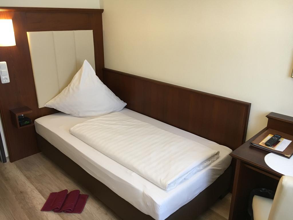 Klassik Hotel Am Tor Weiden in der Oberpfalz Kültér fotó