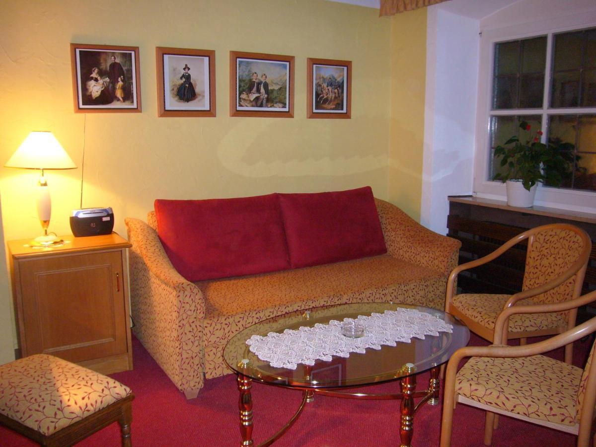 Klassik Hotel Am Tor Weiden in der Oberpfalz Szoba fotó